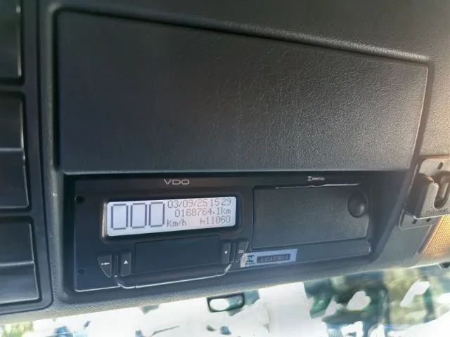 Caminhao Vw 29.530 MMT 6x4 - Foto 5