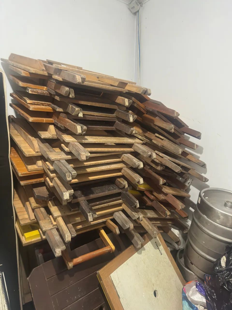 Wooden Table Set for Bars and Restaurants64739714154753122