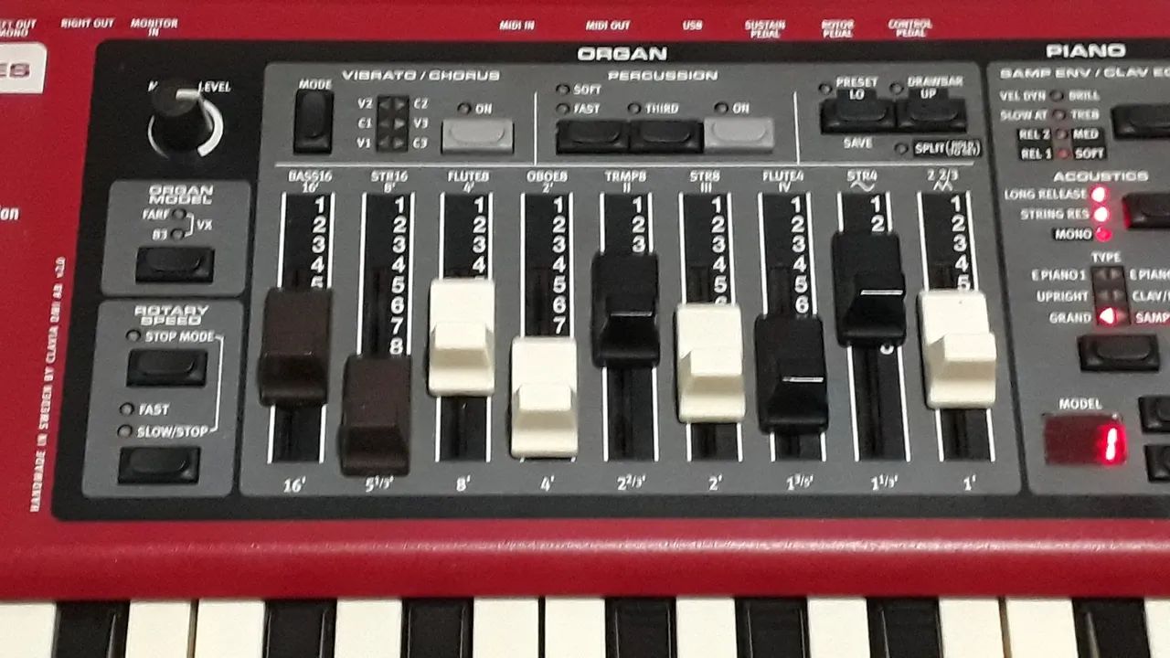 Teclado Nord Electro 4D SW61 - Foto 2