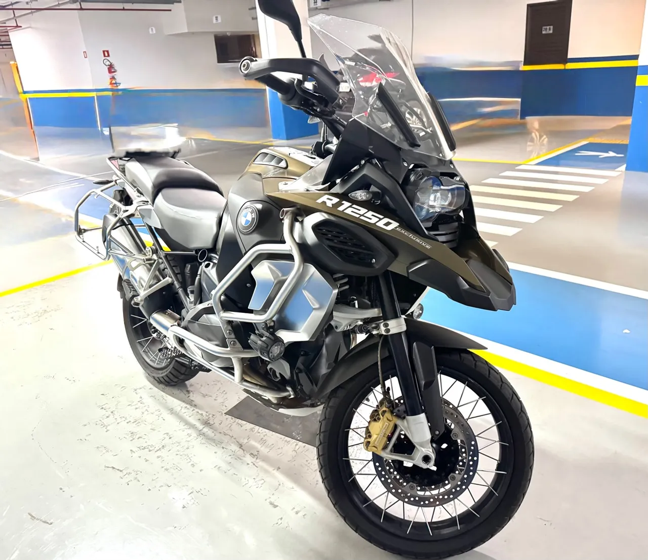 BMW R 1250 GS ADVENTURE PREMIUN EXCLUSIVE 2020