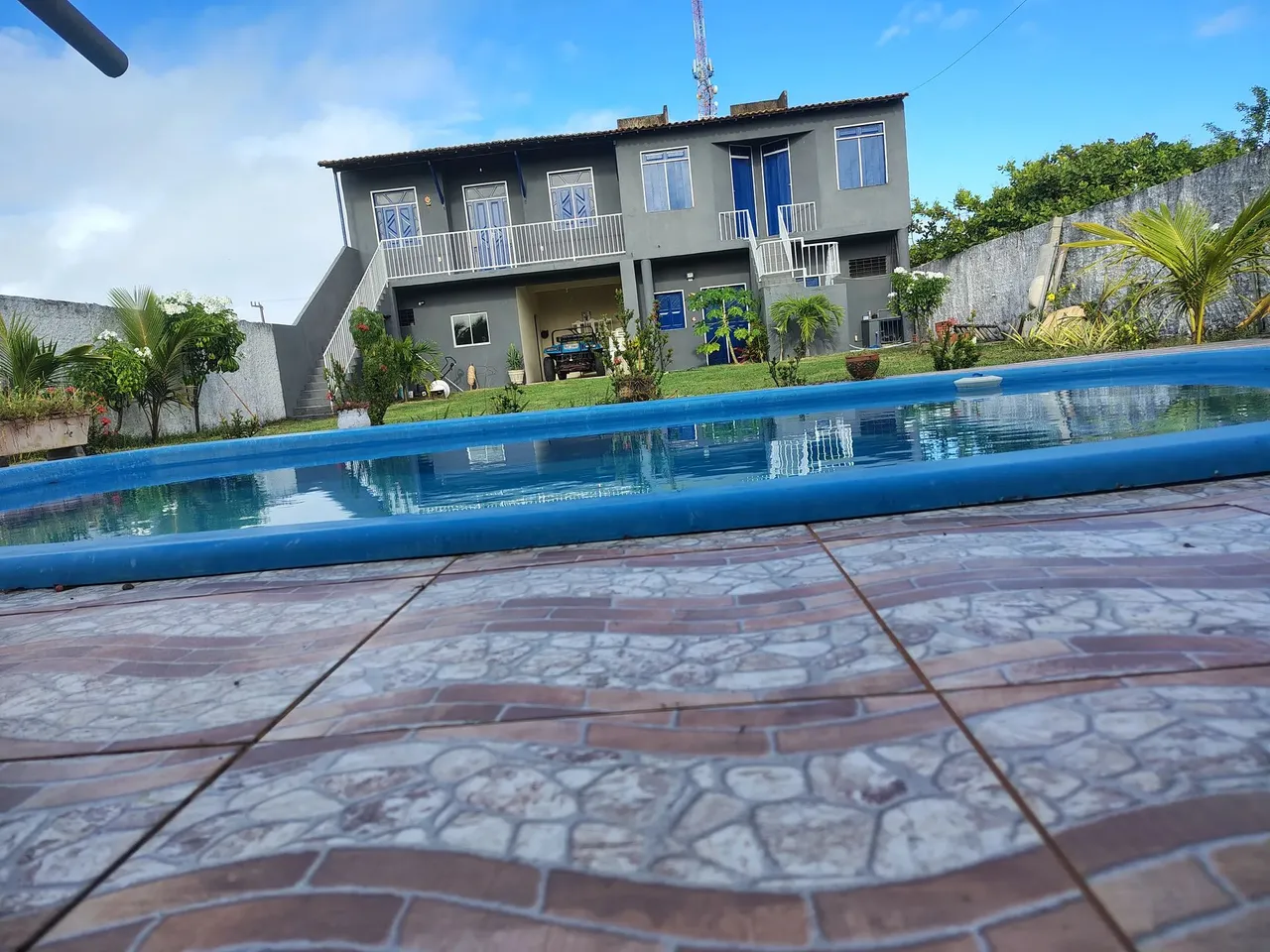 sobrado praia saco 5 suítes tro o veículos