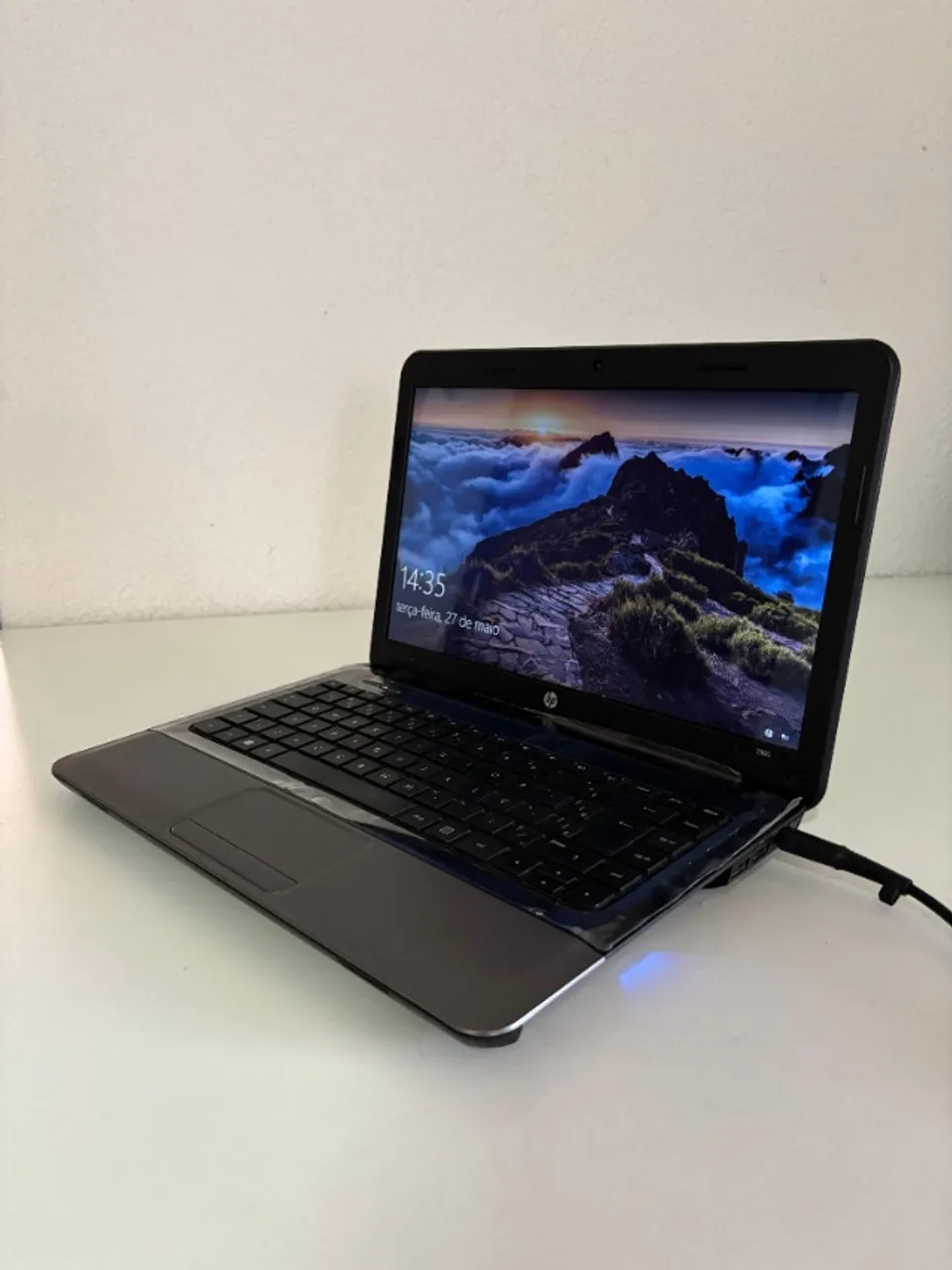 Notebook HP 1000 Intel i3 8GB RAM 120GB SSD + 500GB HD
