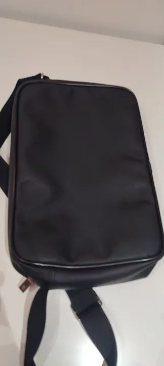 Bolsa/ pasta carteiro Original Lacoste - Foto 2