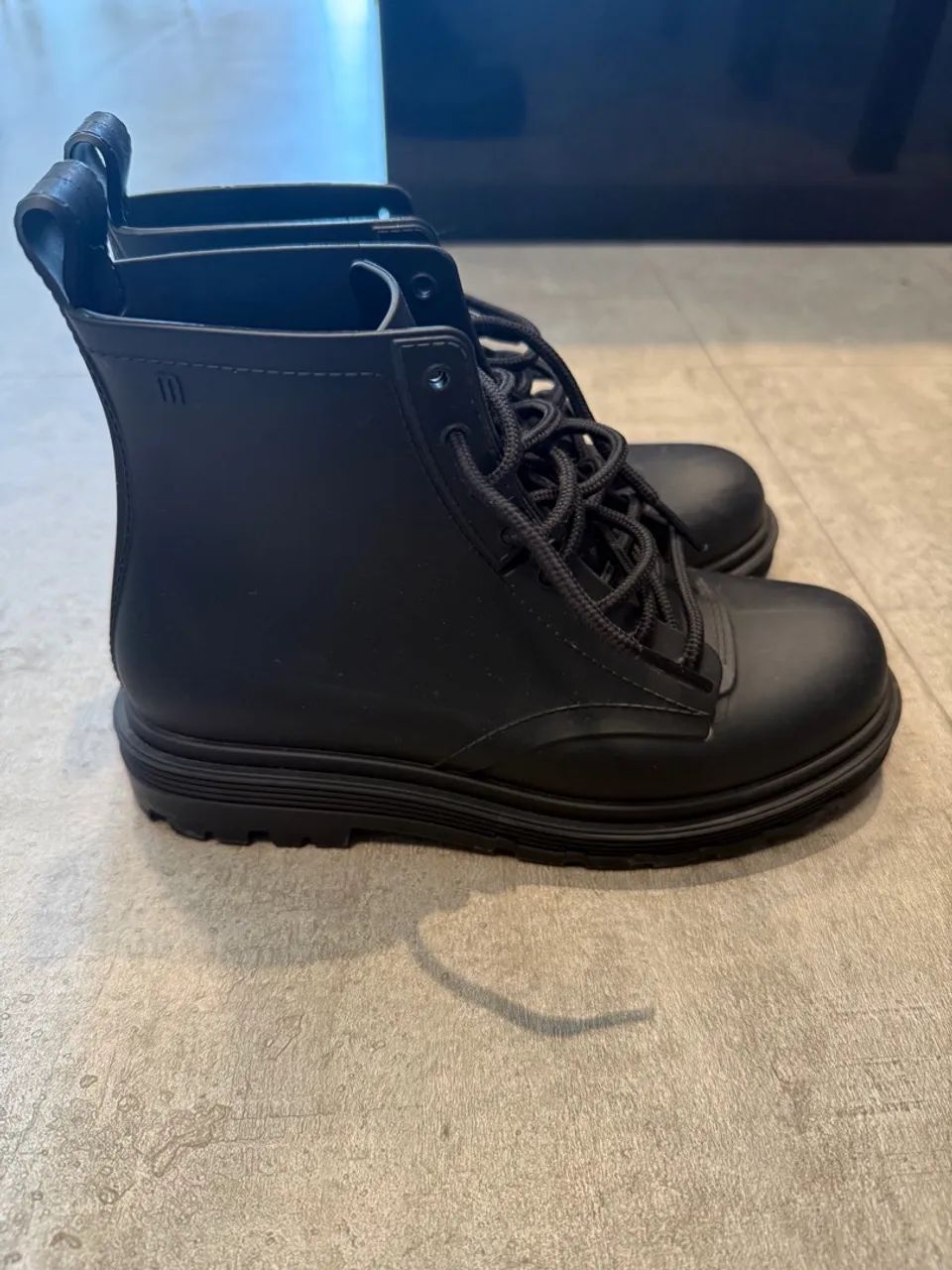 Bota preta feminina - Melissa