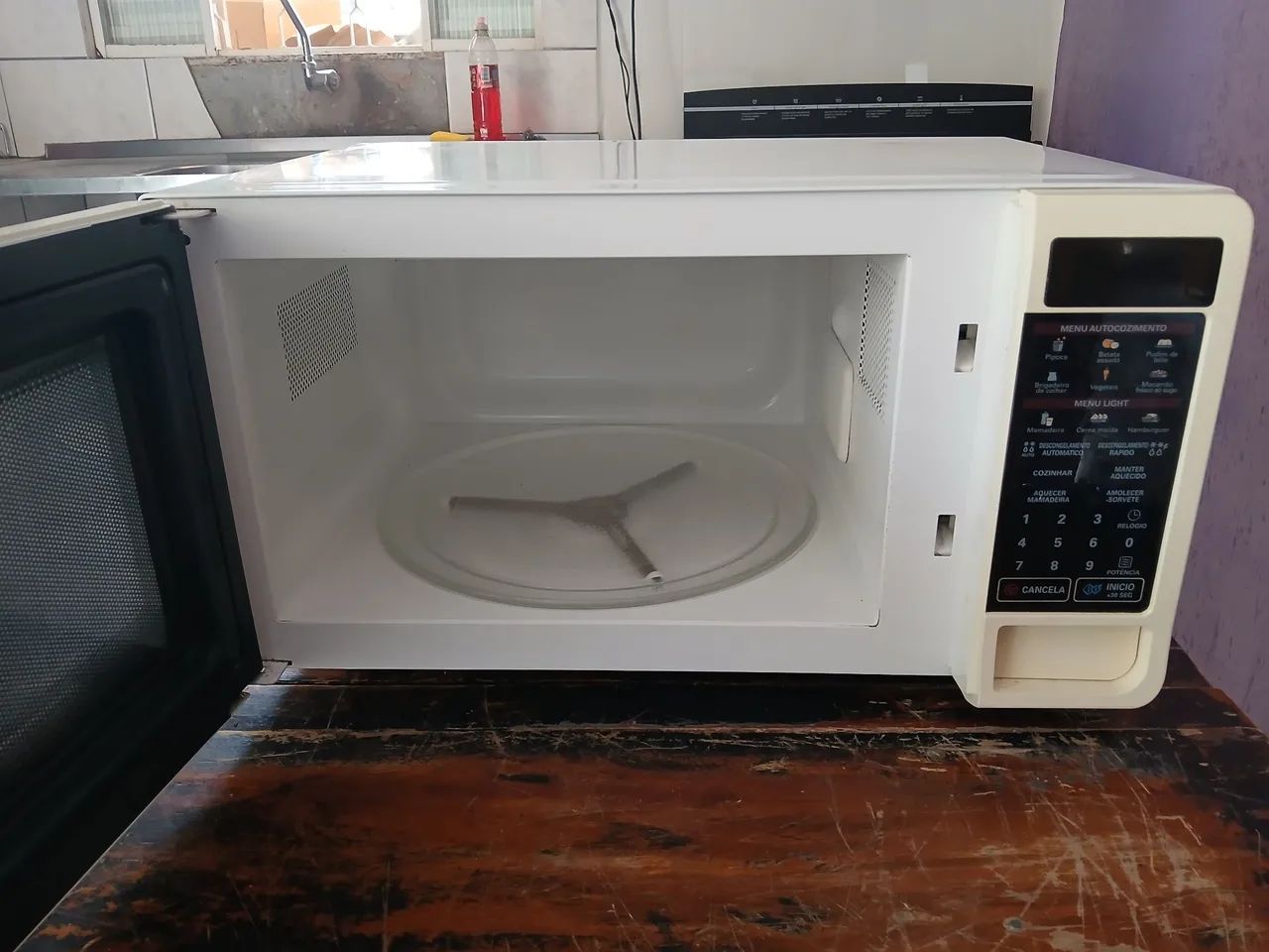 Microondas LG 30 litros - Foto 2