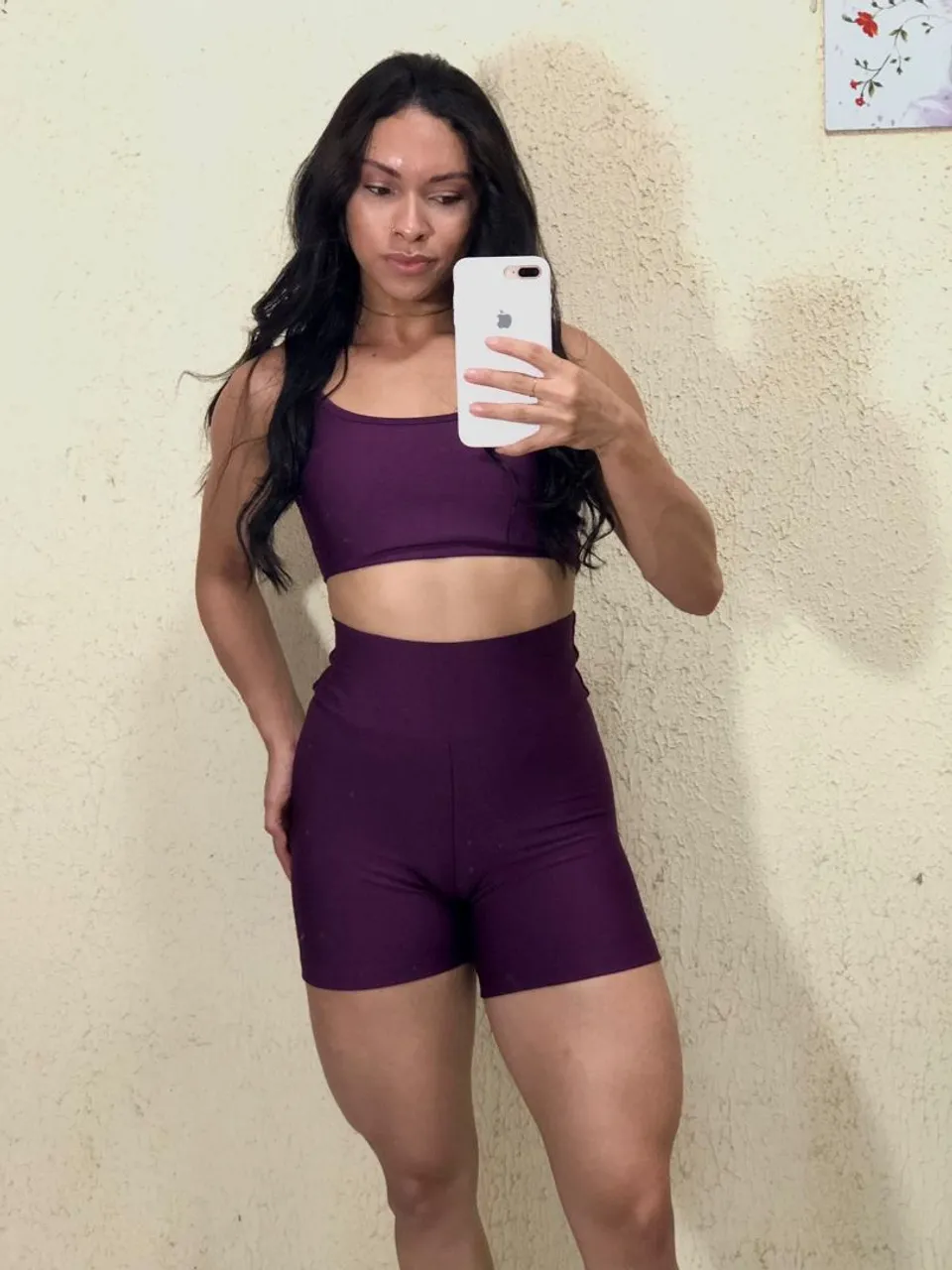 Conjunto Fitness lilás e bege - Shorts e Top. 25R$ o conjunto 