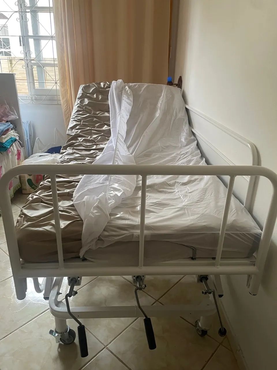Cama Hospitalar Articulada