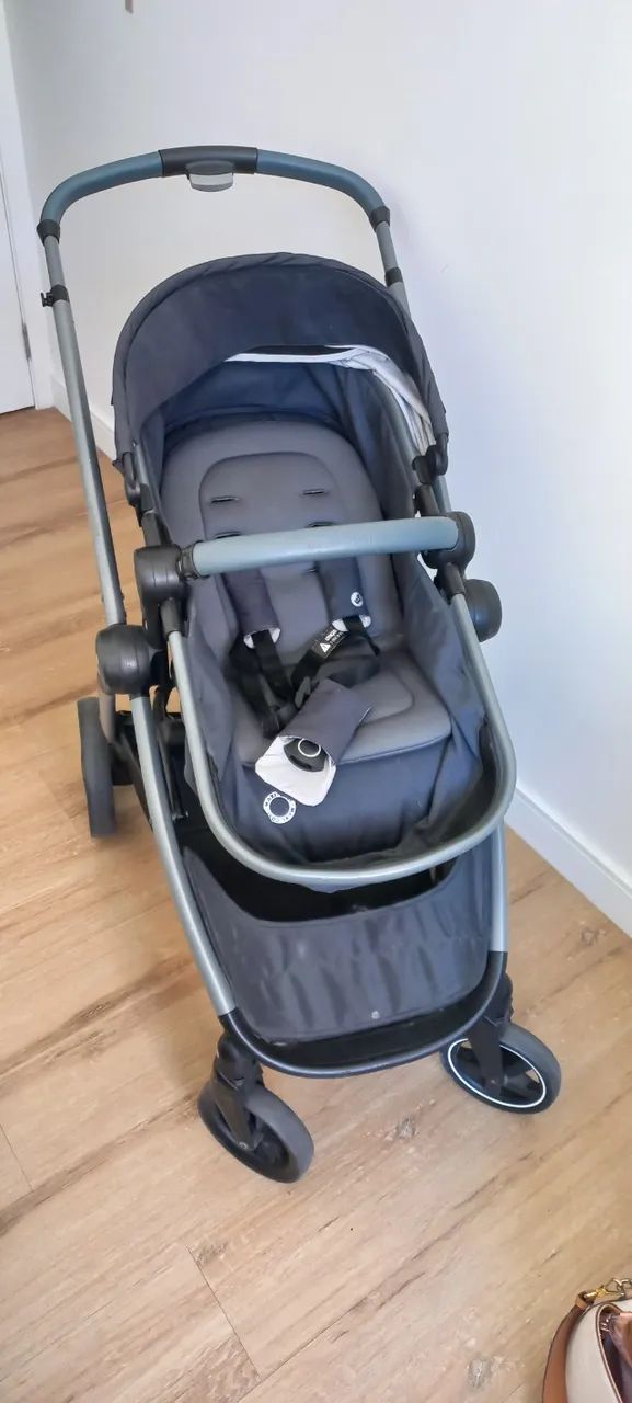 Carrinho Maxi Cozi Anna 2 + bebê conforto