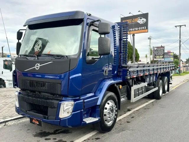 Volvo Vm 270 2021 Azul Carroceria Único dono - Foto 2