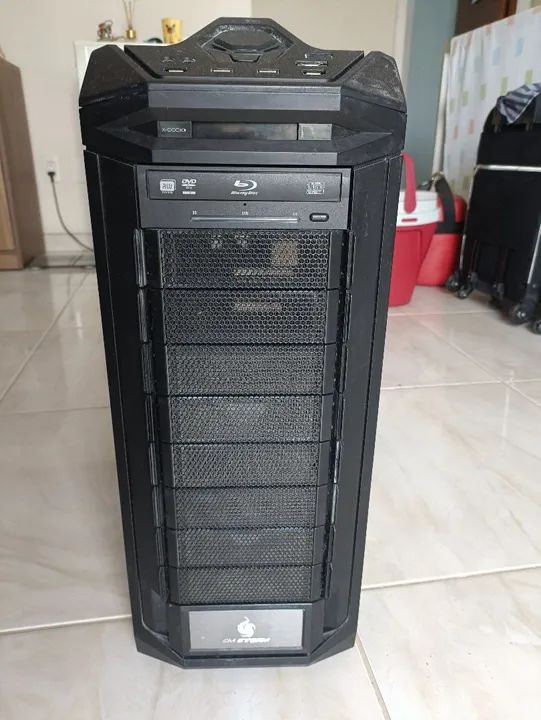 Gabinete Cooler Caster storm Troper SGC 5000
