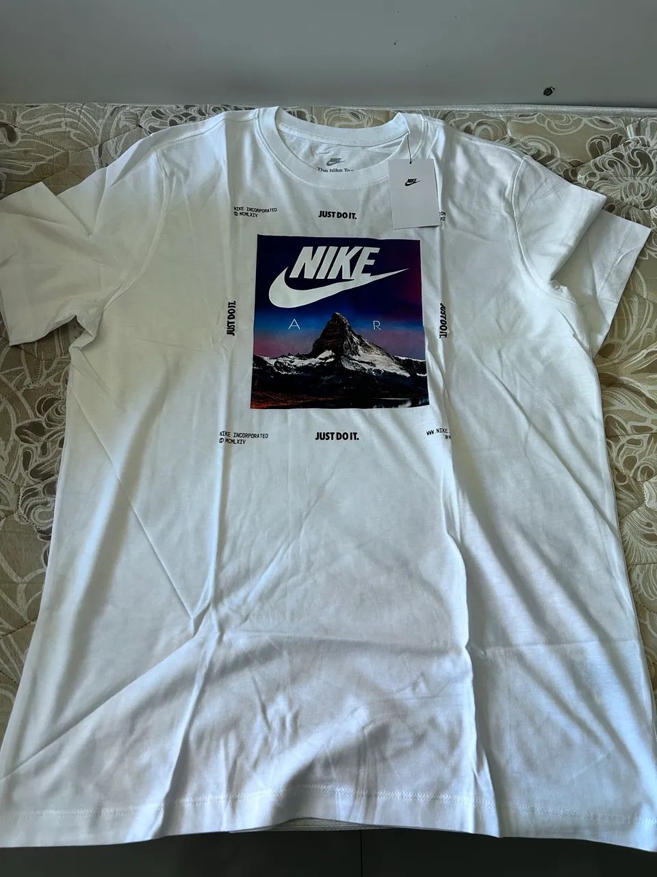 Camiseta Nike branca G  - Foto 2