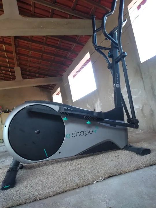 Bicicleta ergométrica eshape domyos