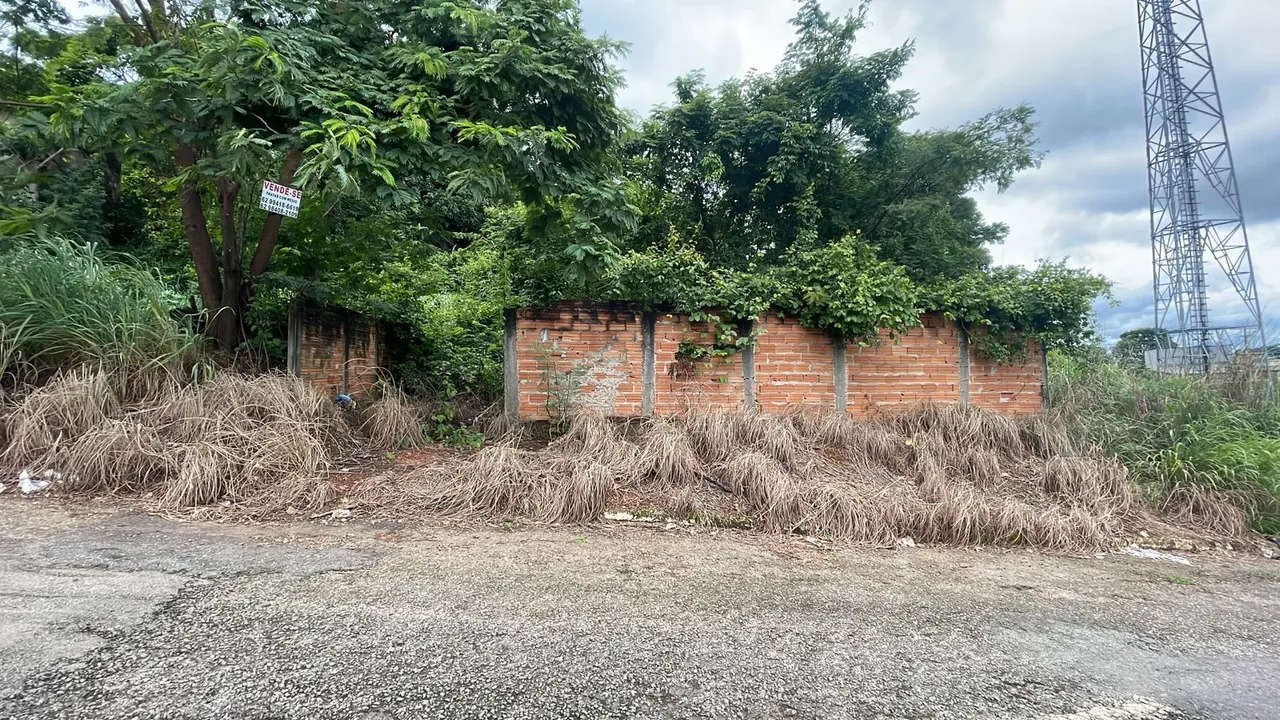 Lote 300,15m² (Murado, Asfalto e Agua) Residencial Hugo de Morais - Goiania