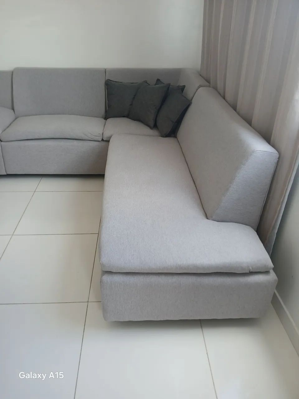 Sofá cinza, reformado venha fazer seu orçamento  - Foto 3