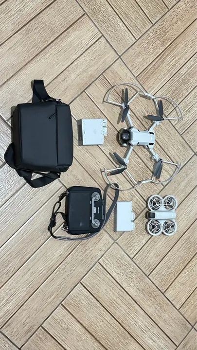 Drone DJI combo Mini 4 PRO + combo NEO - Impecável