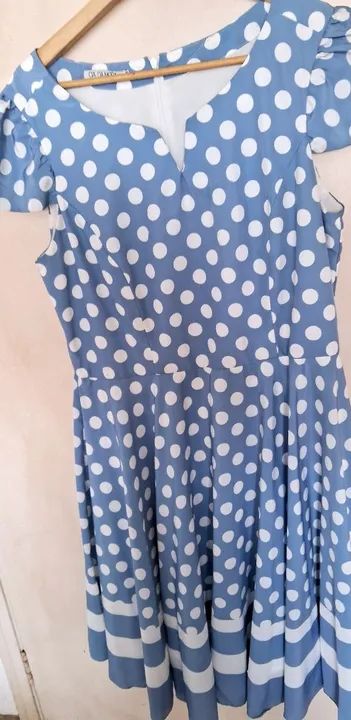 Vestido azul com bolinhas branco, forrado GG,  perfeito estado. - Foto 2