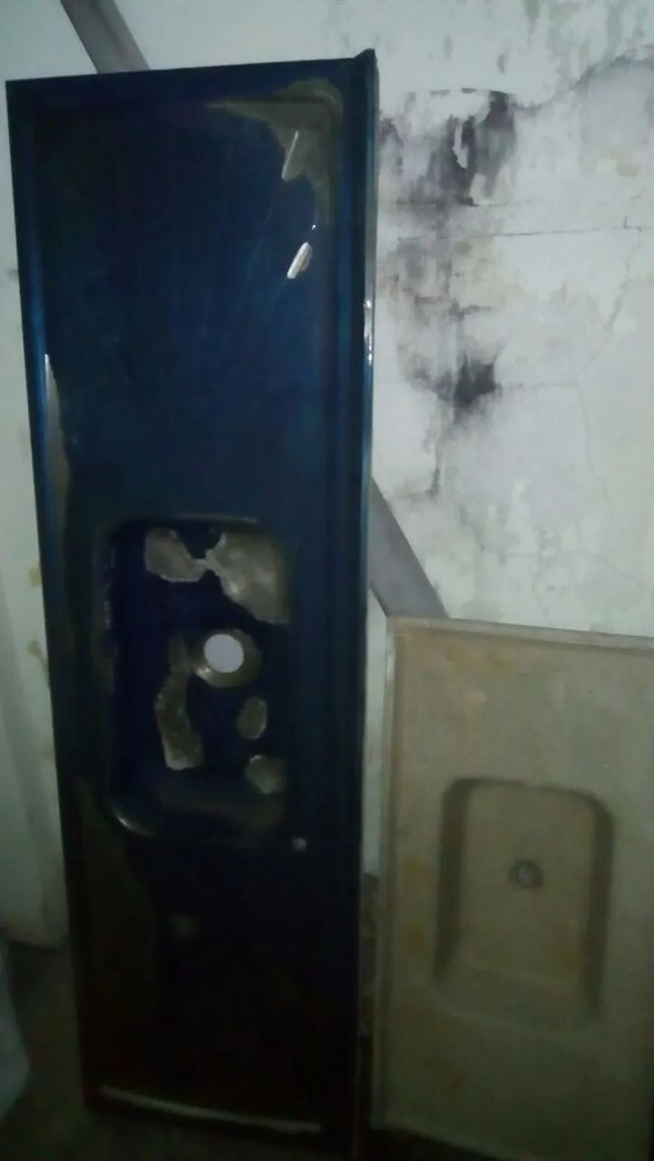 As duas pias por 60 reais 64419088740737120