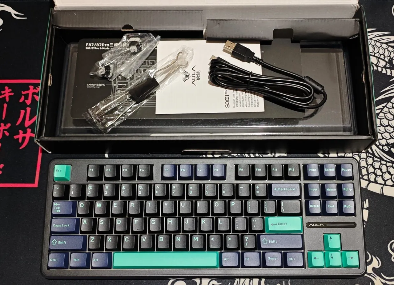 Vendo teclado mecânico Aula F87 Pro, NOVO, tri mode, wireless 2.4gh/USB/Bluetooth