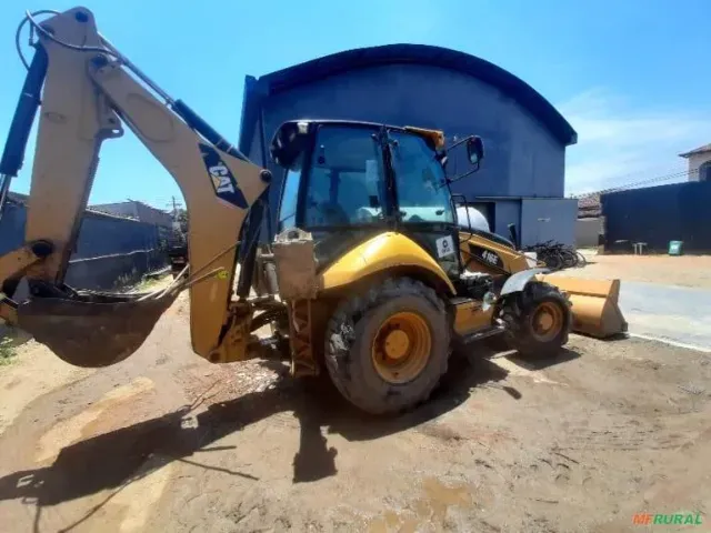 Retro Escavadeira Caterpillar 416E