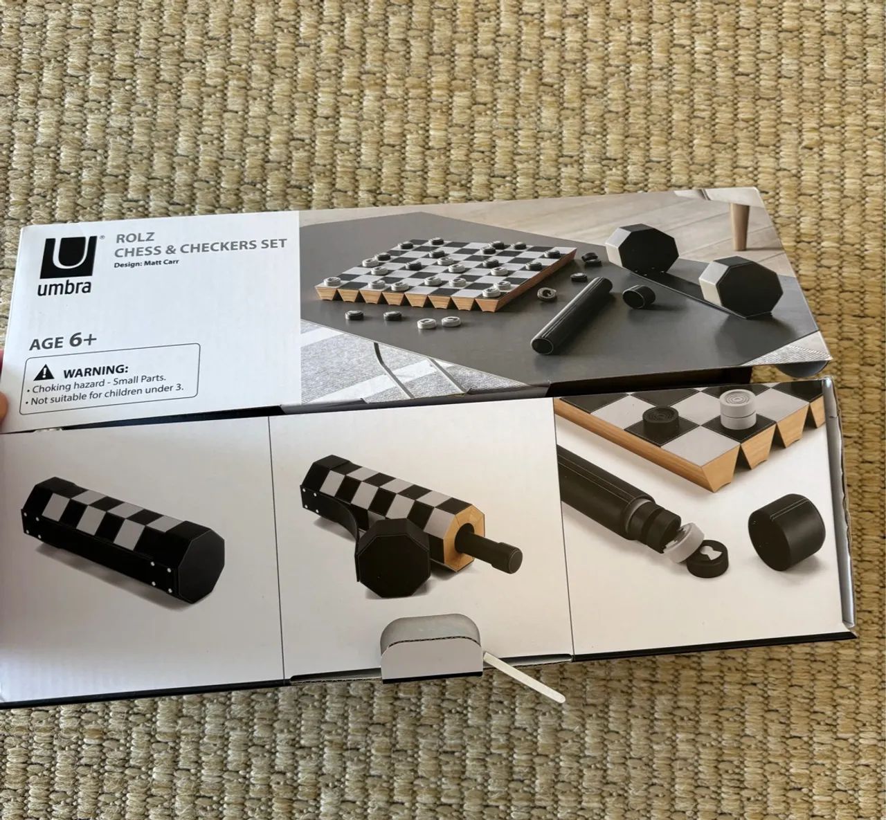 Jogo de Xadrez e Damas Dobrável Umbra Rolz - Novo e Elegante! - Foto 2