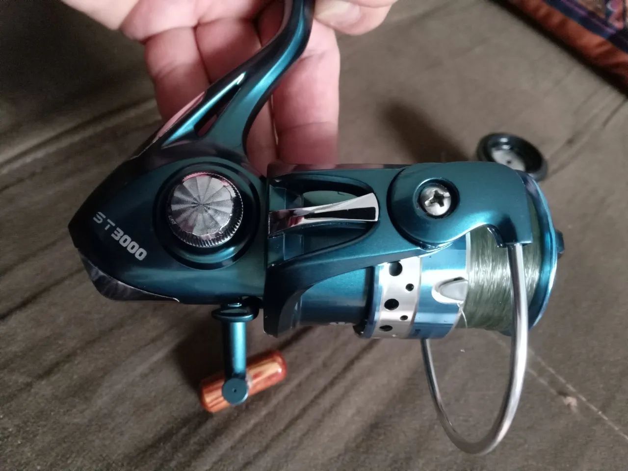 Molinete de Pesca Saint Plus ST3000 - Foto 3