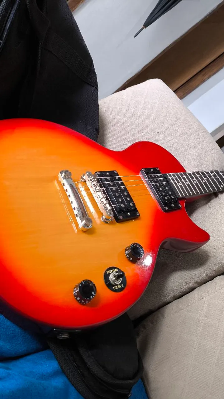 Guitarra Les Paul Sunburst- Epiphone Special 2