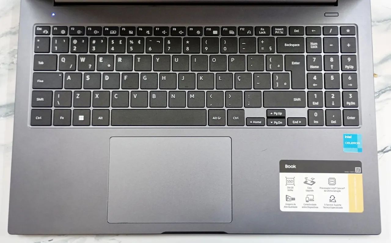 Notebook Intel Celeron - Desempenho e Eficiência