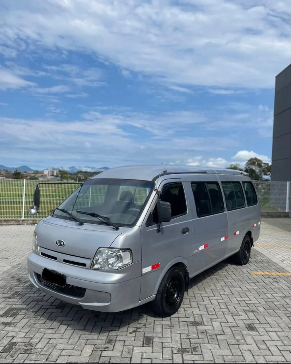 Kia Motors Besta Usados e Novos
