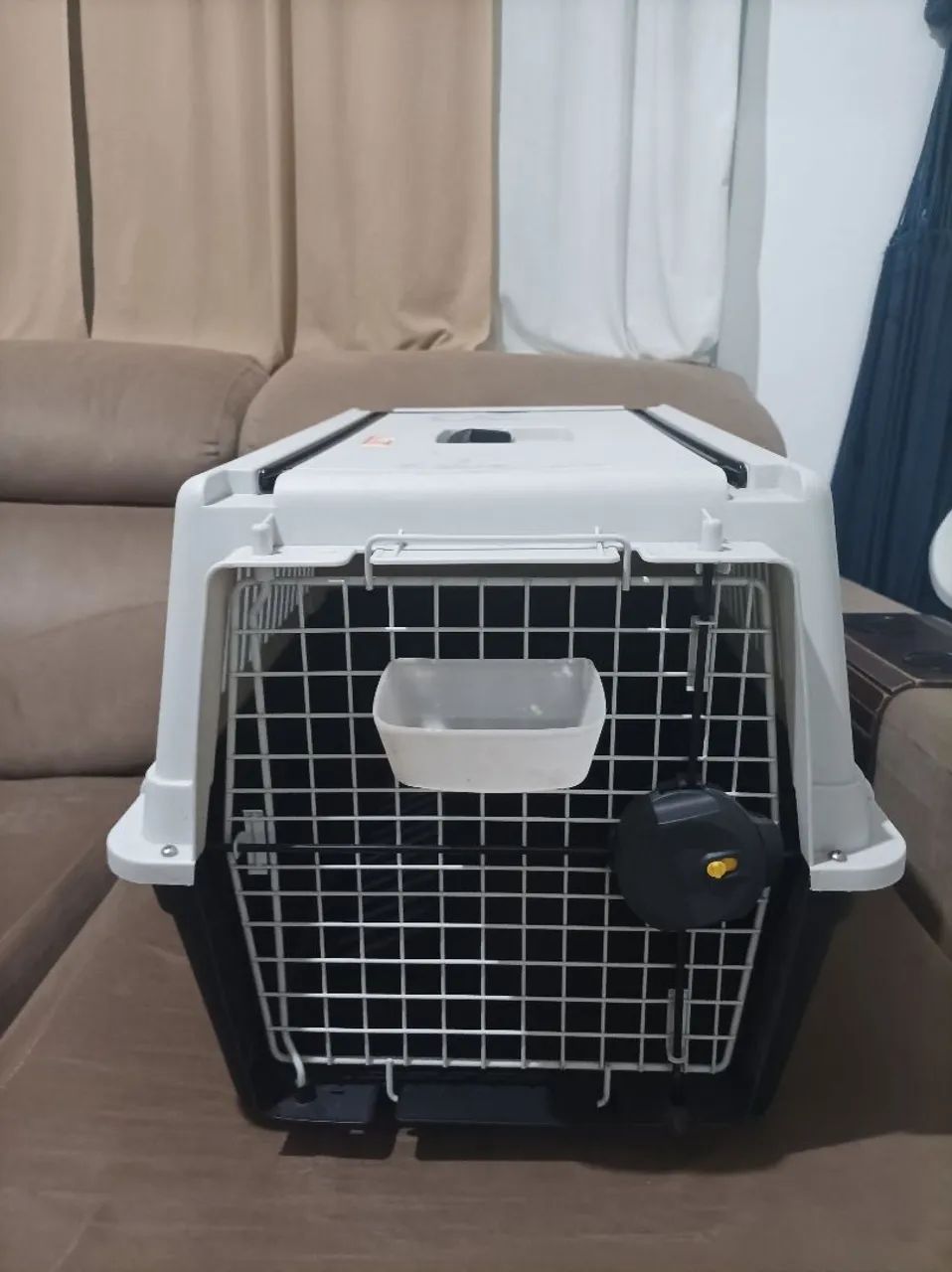 Caixa de transporte usada uma vez 