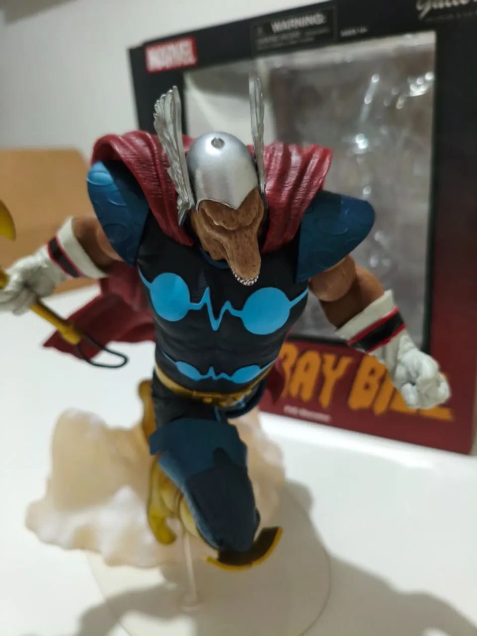 Estátua Marvel Gallery - Beta Ray Bill (com caixa original) - Foto 5