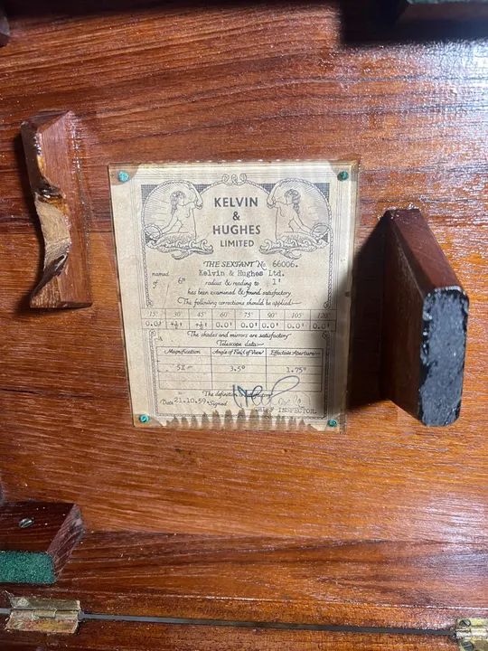 Sextante Náutico Antigo Kelvin & Hughes - Foto 4