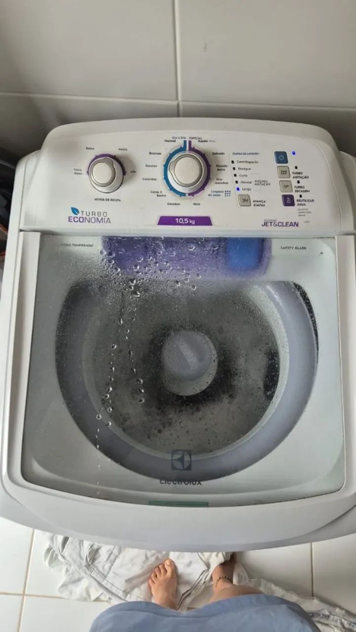 Máquina de lavar Electrolux 10,5kg branca