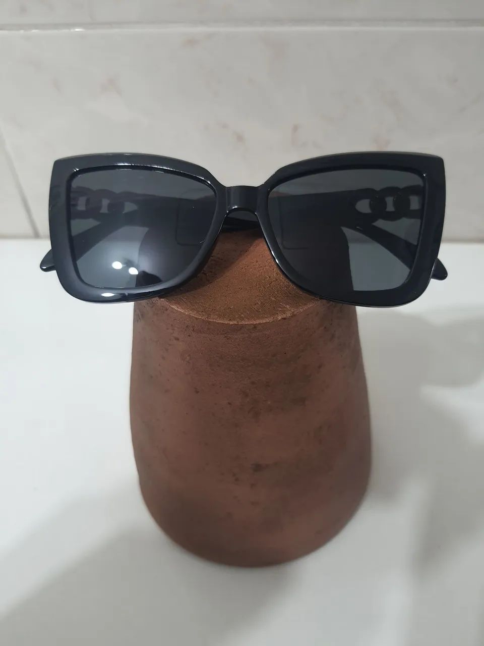Óculos de sol estiloso
