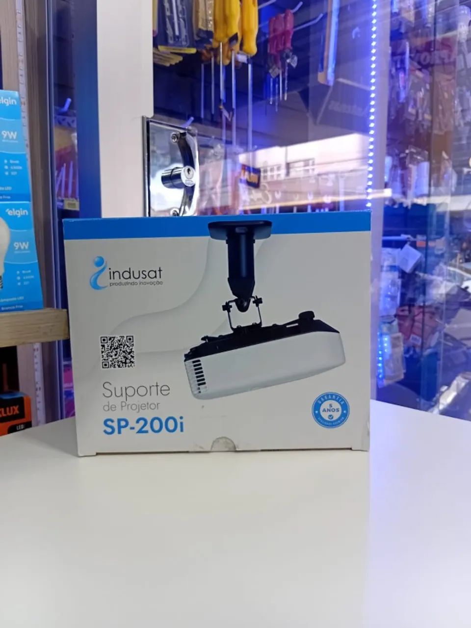 PROMOÇÃO BLACK FRIDAY! SUPORTE DE PROJETOR INDUSAT