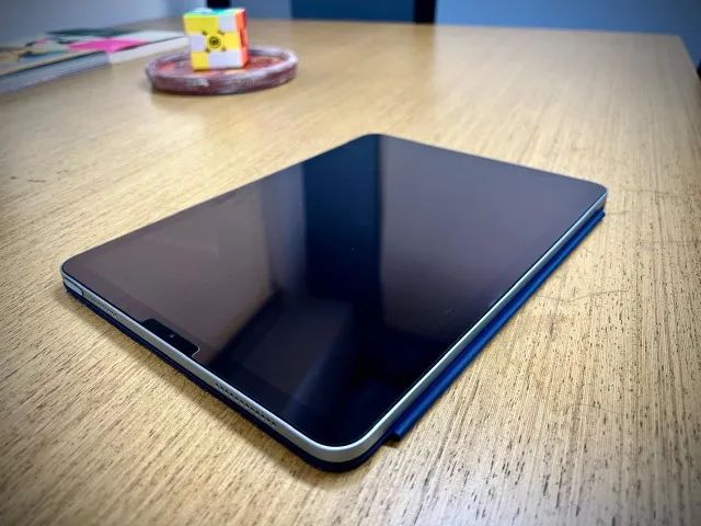 Ipad Air 4a geração 256 gb + Apple Pencil 2a geração - Tablets e E