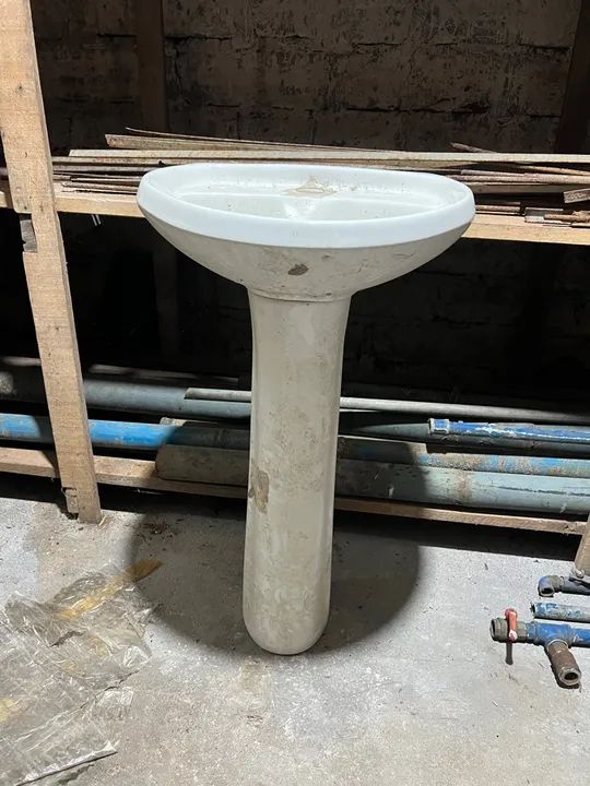 Pia completa banheiro.