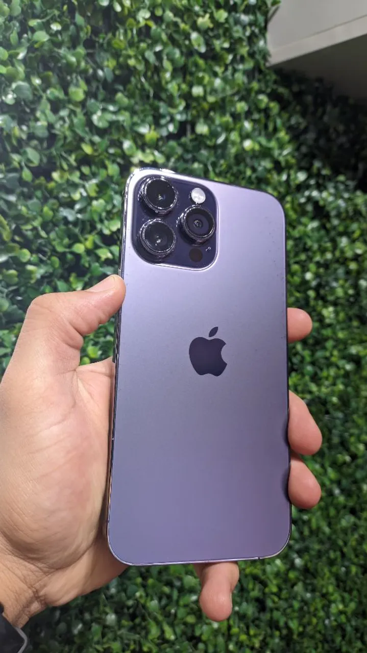 iPhone 14 pro Max 128 GB semi-novo impecável sem detalhes
