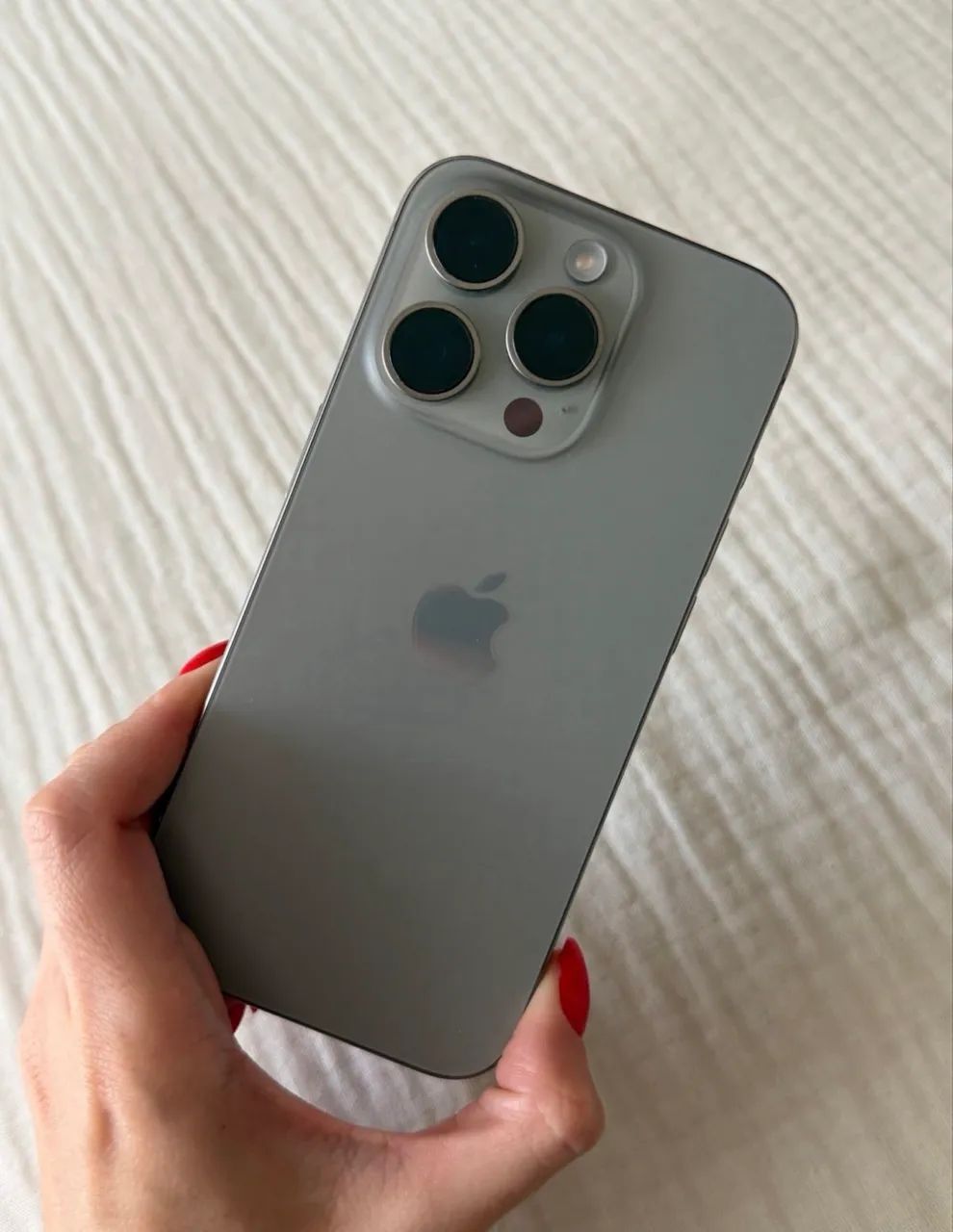 Iphone 15 pro 128gb cinza espacial - Celulares e Smartphones