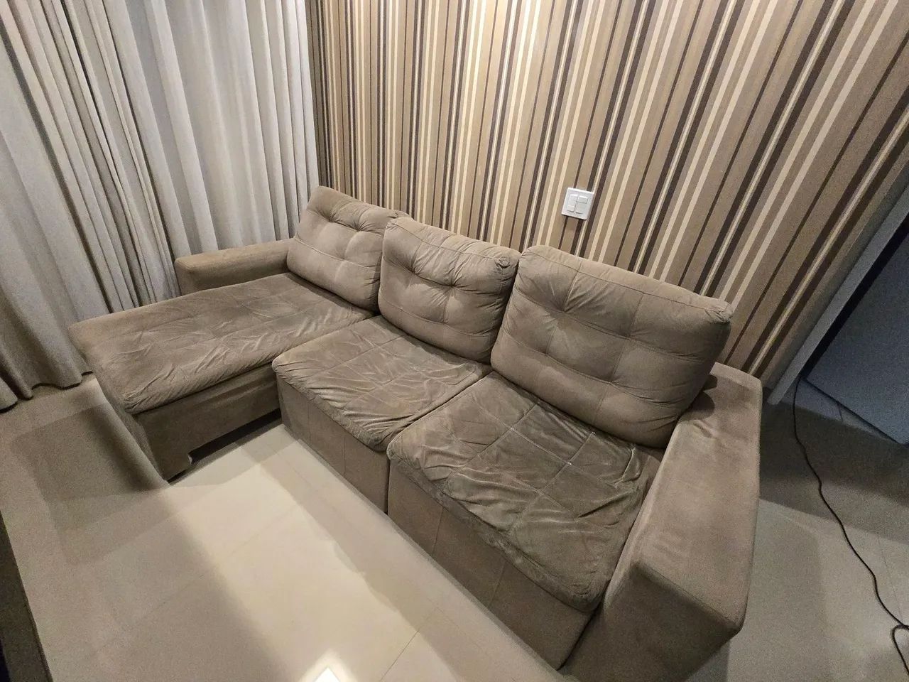 Sofá Retrátil 3 Lugares - Foto 3