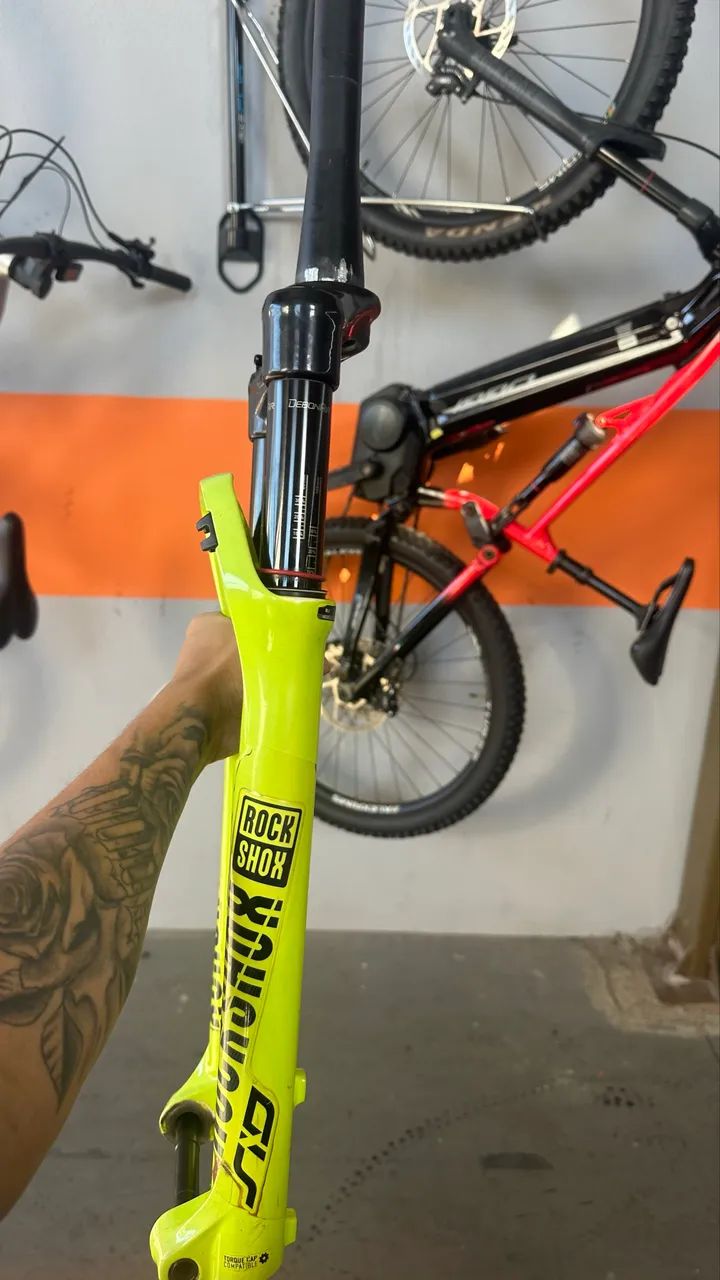 Suspensão rock shox sid race day  - Foto 4