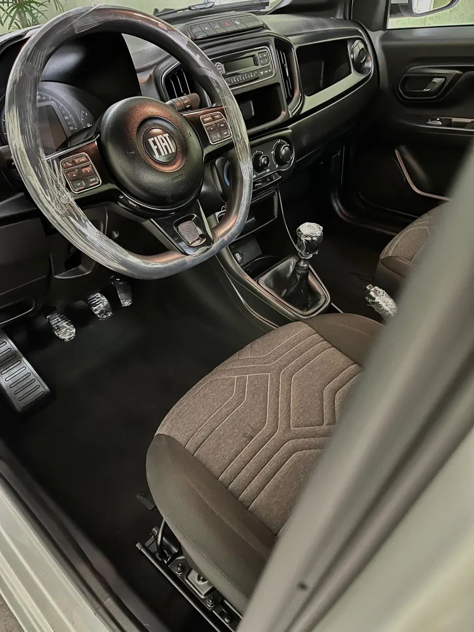 Fiat Strada Freedom 1.3 Flex 8V CS Plus 2021 - Foto 5