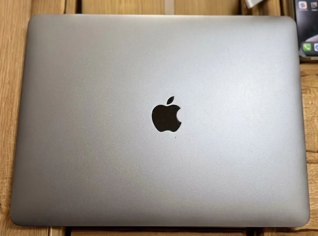 MacBook Pro 2017 Touch Bar - Foto 3