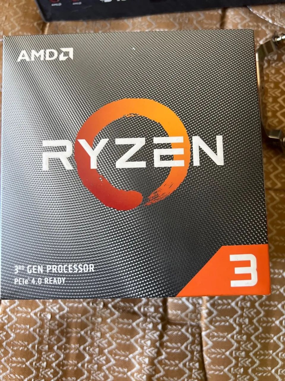 Processador AMD 3300x  