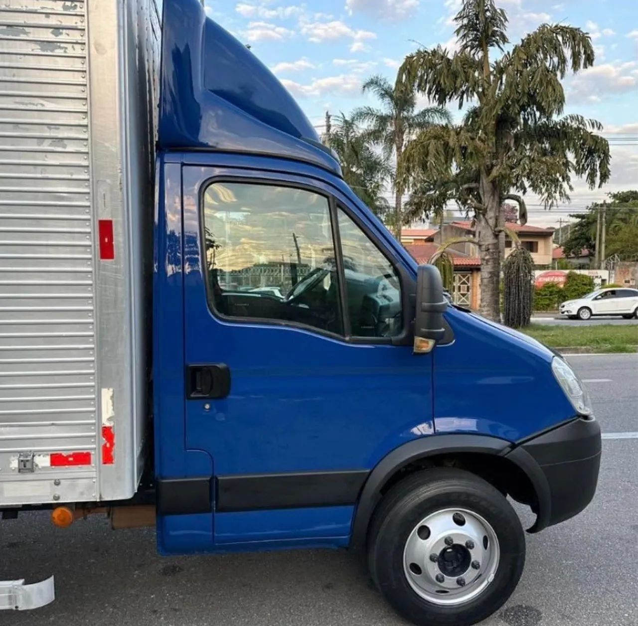 Iveco Daily  Baú  - Foto 4