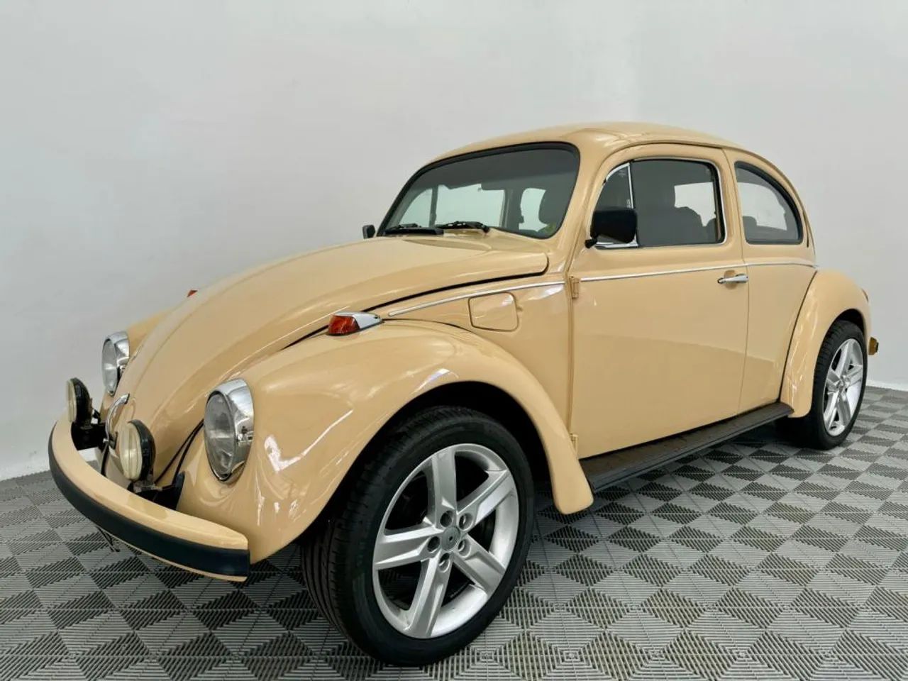 Volkswagen Fusca 2.0 TSI 16V Mec. 1979