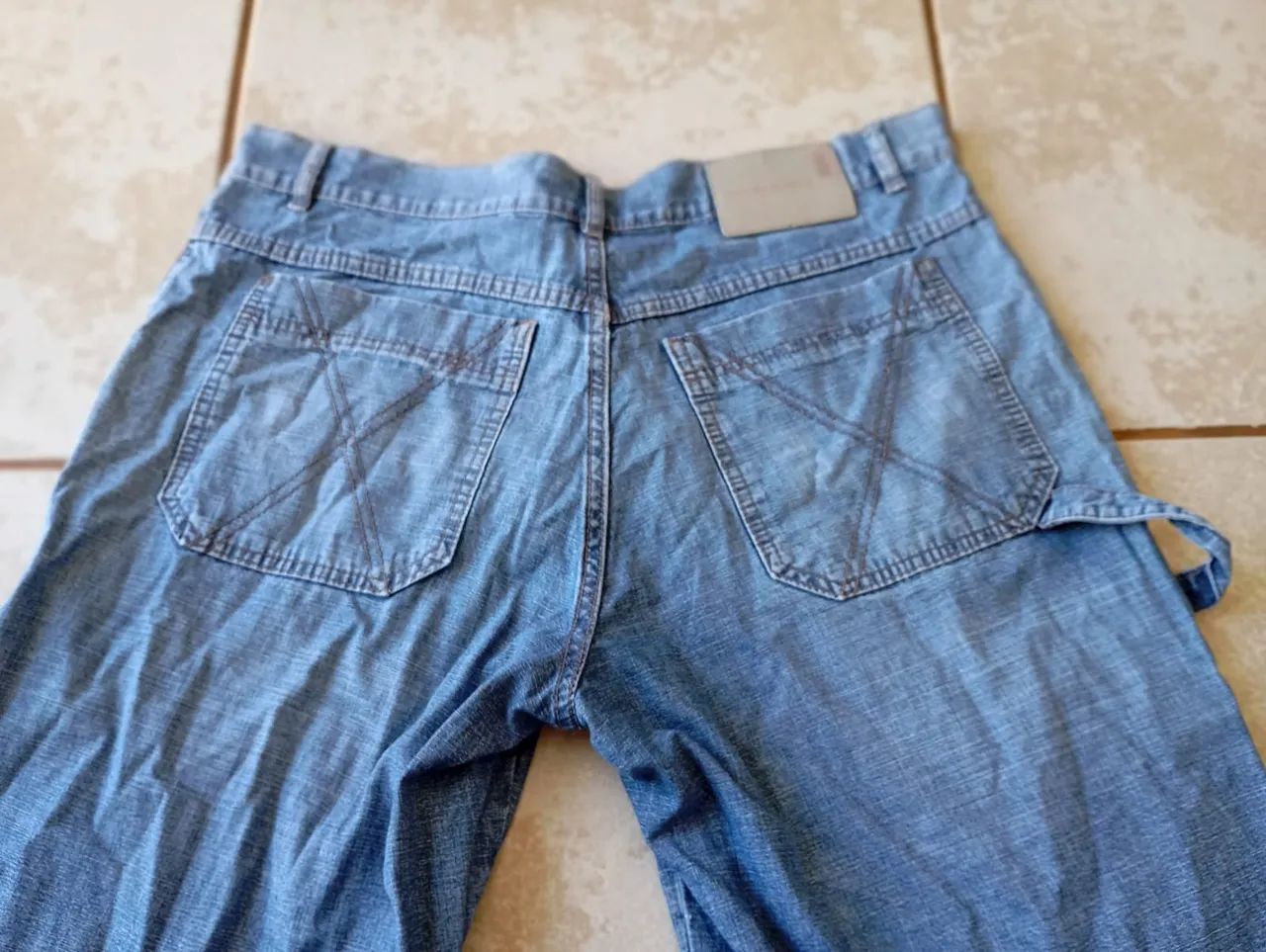 Bermuda Questão de Estilo cargo jeans tamanho 46 - Foto 5
