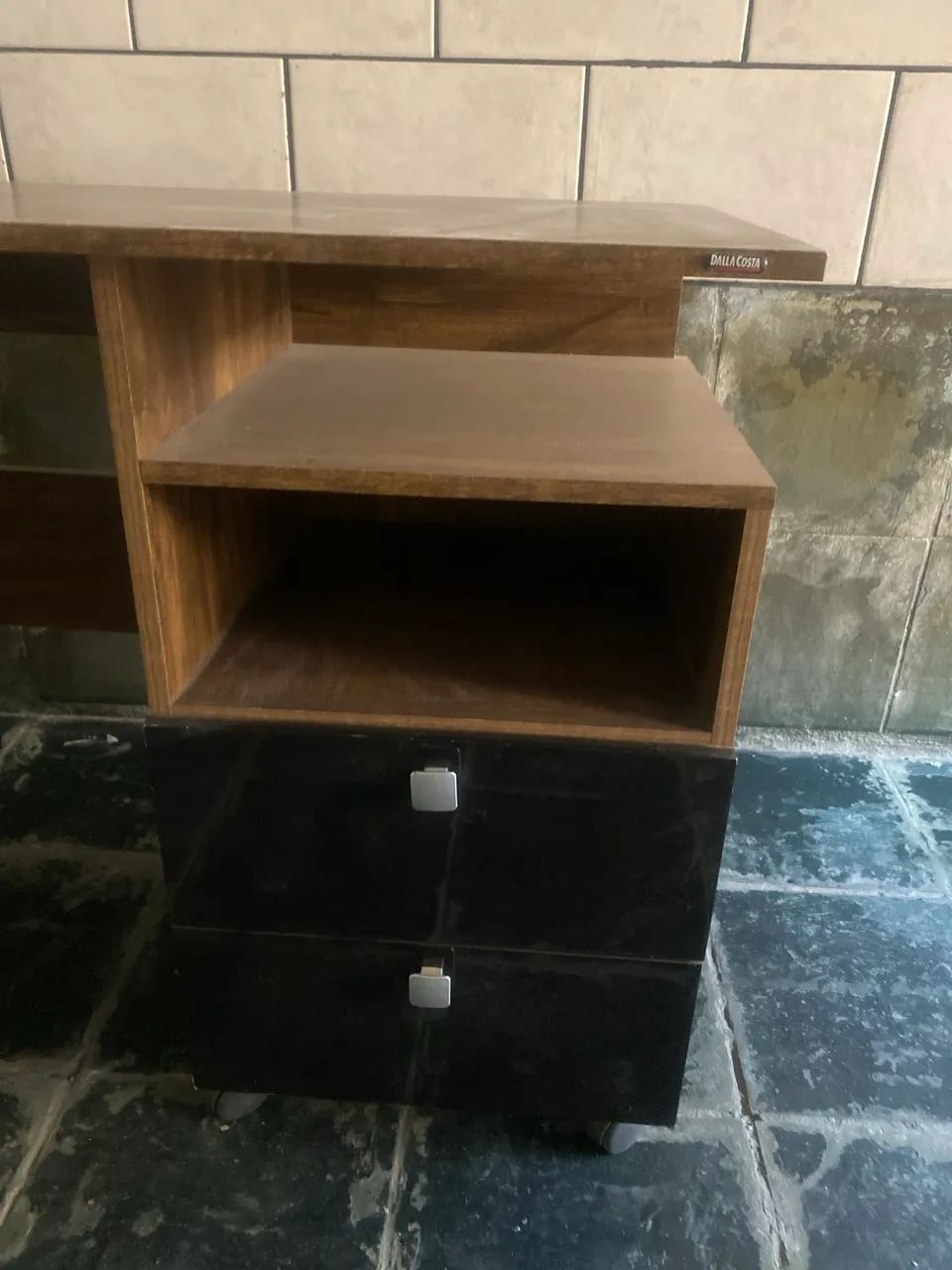 Mesa de madeira para escritório - Foto 3