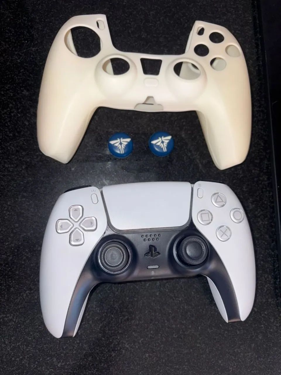 Controle Branco para PlayStation 5 + Capinha - Foto 4