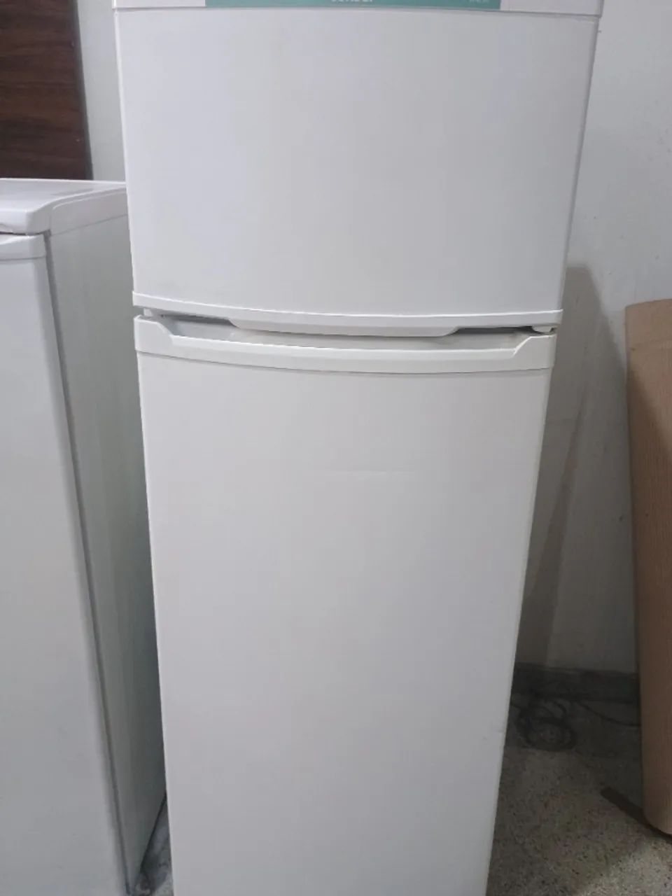 Geladeira funcionando perfeitamente ótima 
