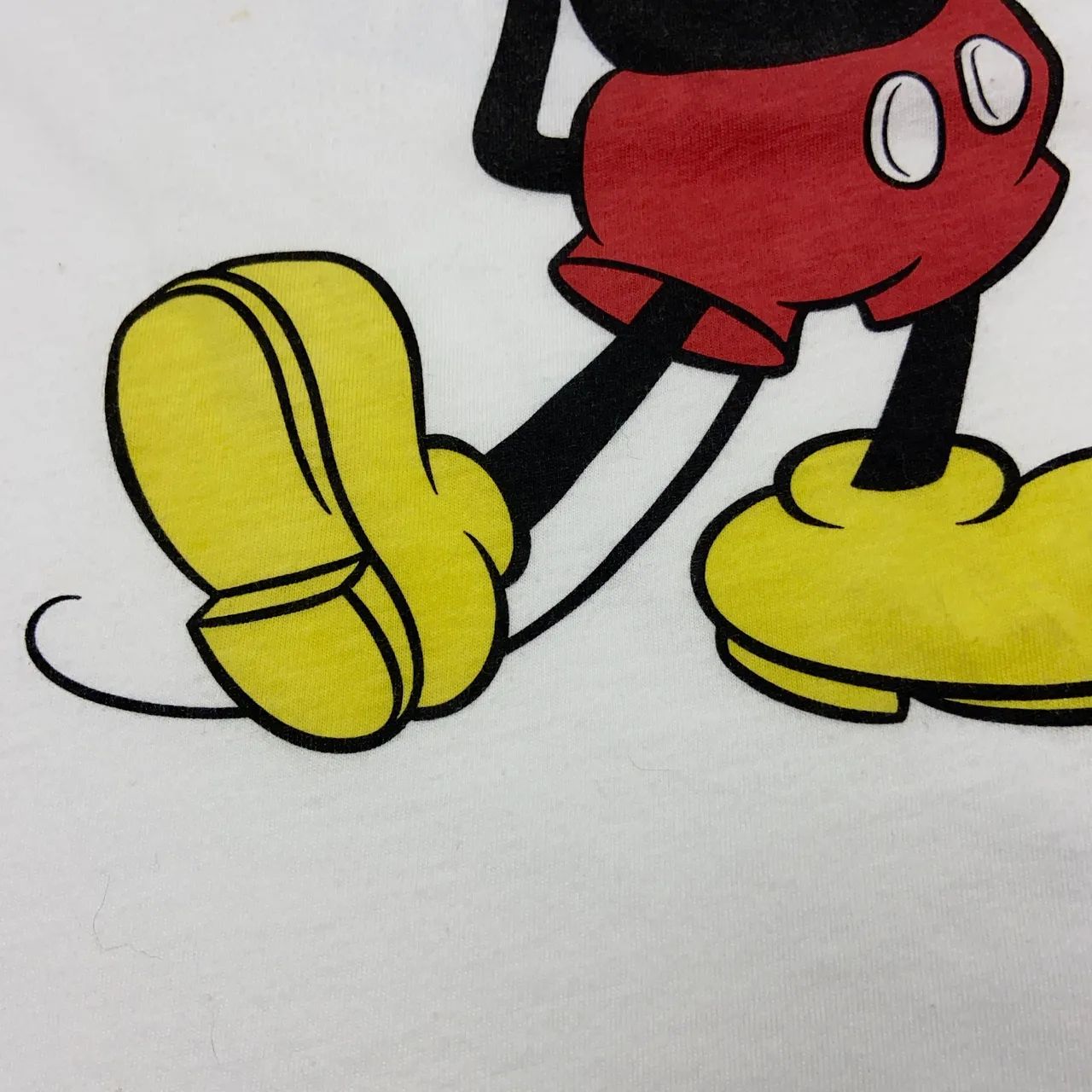 Camiseta Uniqlo Mickey Tam.P - Foto 4